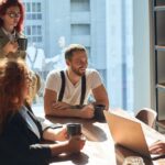 Beneficios de un ambiente laboral saludable y de apoyo en el trabajo