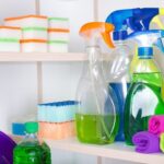 La mejor forma de almacenar y organizar tus productos de limpieza