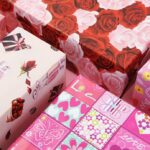 Papeles estampados: la opción perfecta para tus cajas de regalo